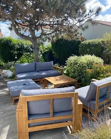 Maison Centre Avec Jardin , Terrasse, Et Garage Velos Σπίτι διακοπών *