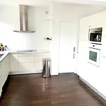 Maison Centre Avec Jardin , Terrasse, Et Garage Velos La Rochelle (Charente-Maritime)
