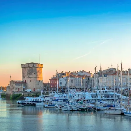 بيت للعطل Maison Centre Avec Jardin , Terrasse, Et Garage Velos لا روشيل