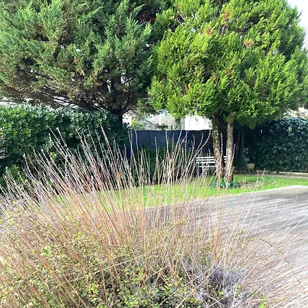 Maison Centre Avec Jardin , Terrasse, Et Garage Velos بيت للعطل لا روشيل