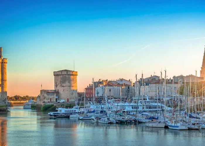 بيت للعطل Maison Centre Avec Jardin , Terrasse, Et Garage Velos لا روشيل