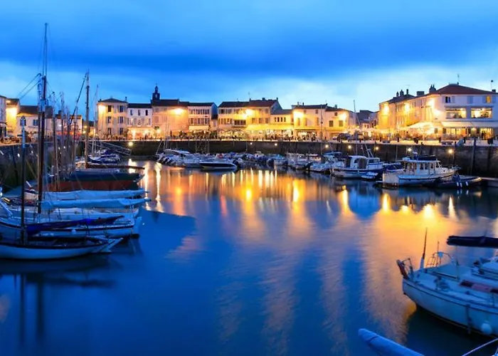 Maison Centre Avec Jardin , Terrasse, Et Garage Velos لا روشيل